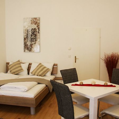 Checkvienna Apartment Khunngasse Buitenkant foto