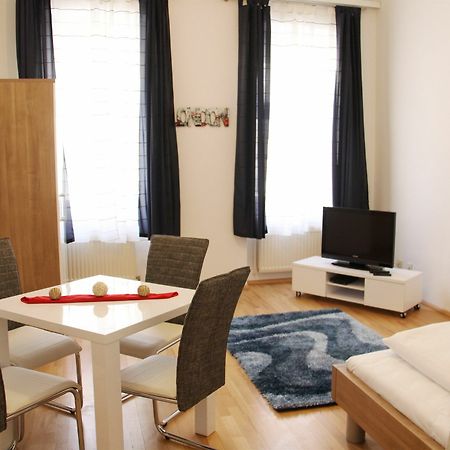 Checkvienna Apartment Khunngasse Buitenkant foto