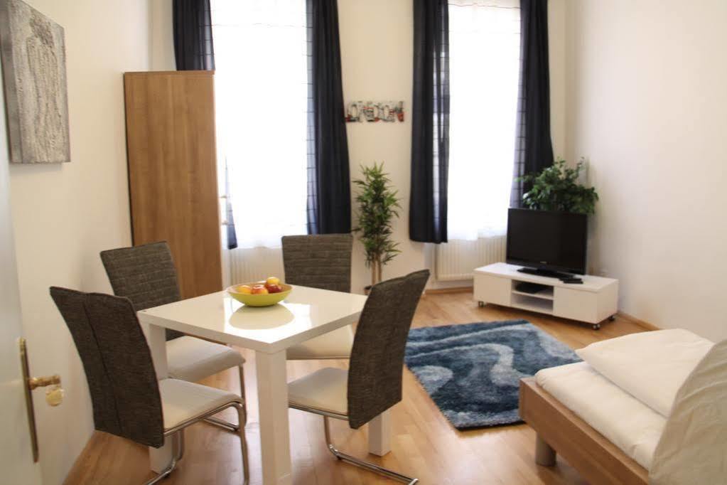 Checkvienna Apartment Khunngasse Buitenkant foto